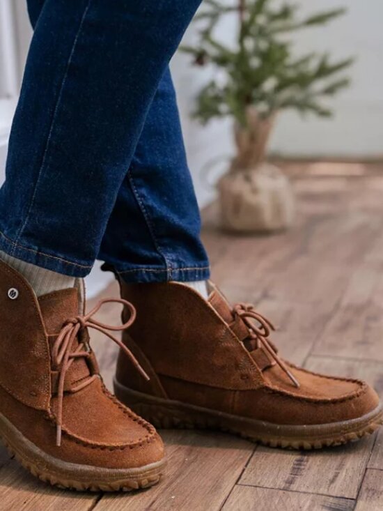 Minnetonka Shoes - Women's Minnetonka Tealey Lace Up Suede Ankle Boots Sz 8M MSRP $110